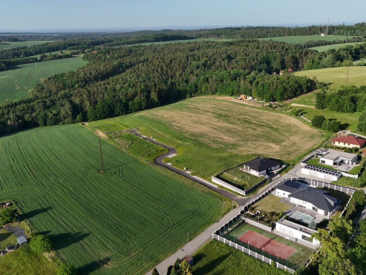 Prodej pozemku, 966 m² (2 z 12)