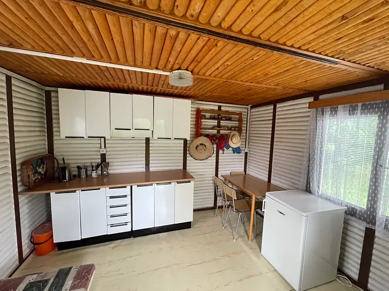 Prodej chaty 25 m², pozemek 932 m², Klatovy – náhled fotky 3