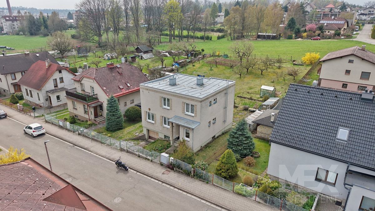 Prodej rodinného domu 164 m², pozemek 967 m²