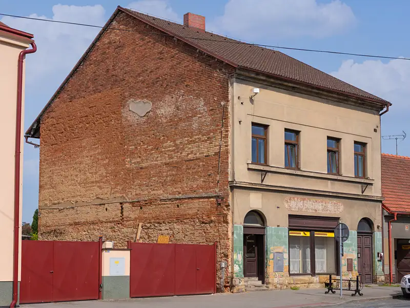 Prodej rodinného domu 200 m², pozemek 175 m², Rožďalovice – náhled fotky 1