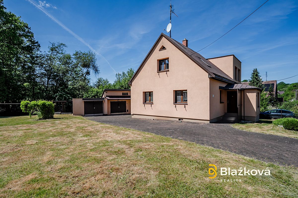Prodej rodinného domu 100 m², pozemek 2489 m² – fotografie 2