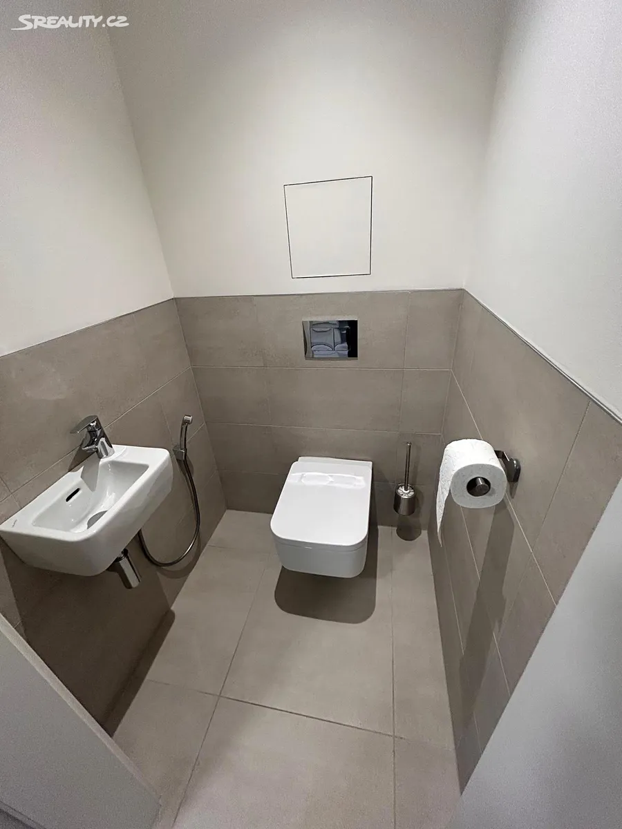 Pronájem bytu 2+kk 53 m² – další