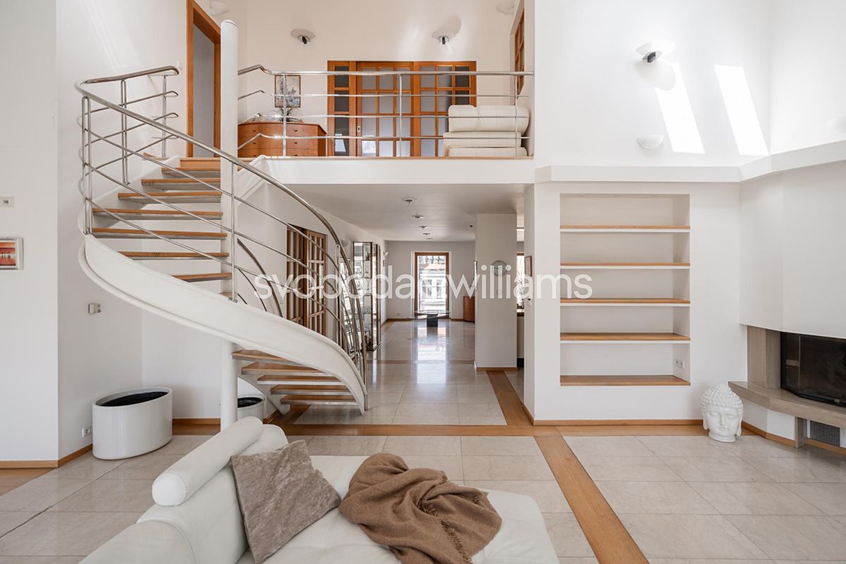 Prodej bytu 4+kk 191 m² – fotografie 3