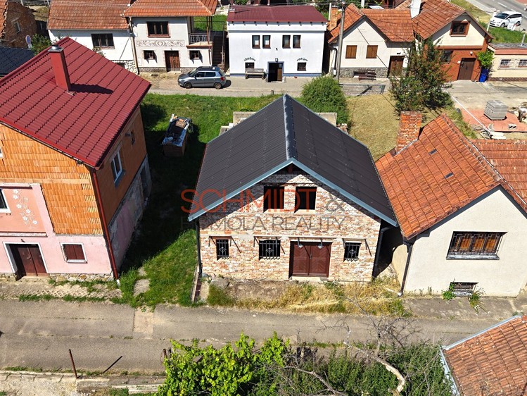 Нерухомість на продаж, 176 м² (1 з 20)