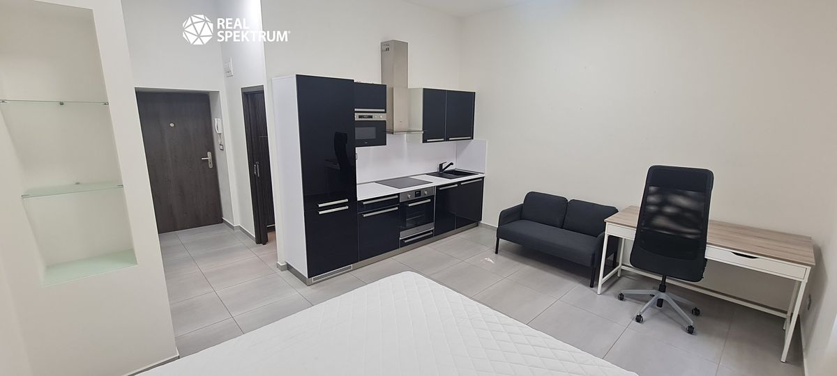 Pronájem bytu 1+kk 30 m²