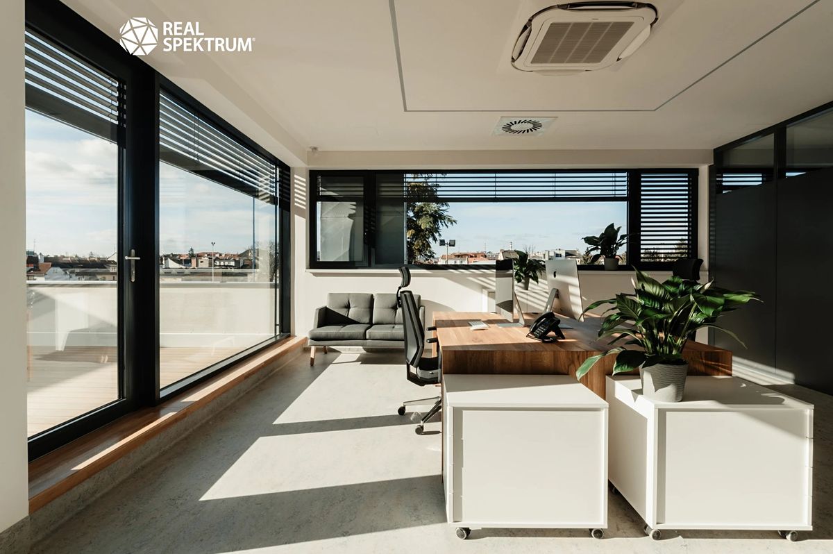 Prodej kanceláře 823 m² – fotografie 2
