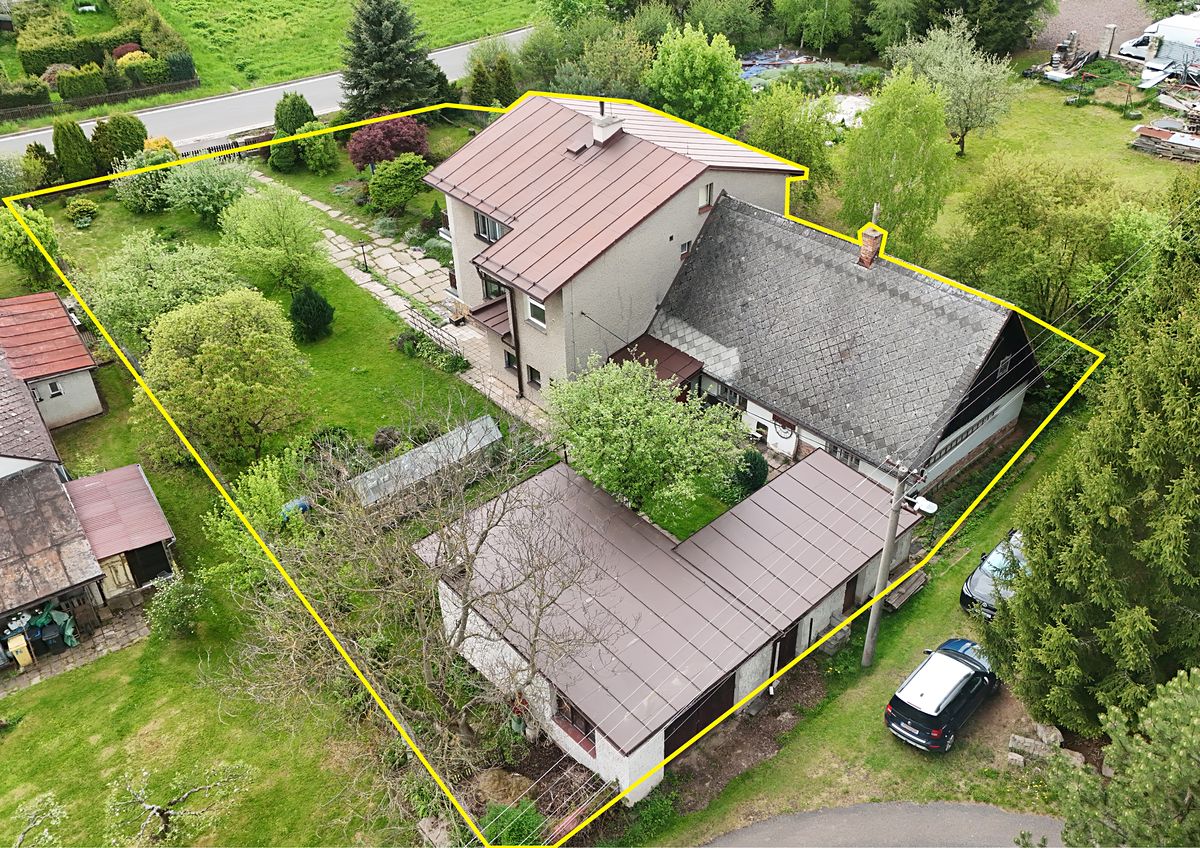 Prodej vícegeneračního domu 260 m², pozemek 1336 m² – fotografie 2