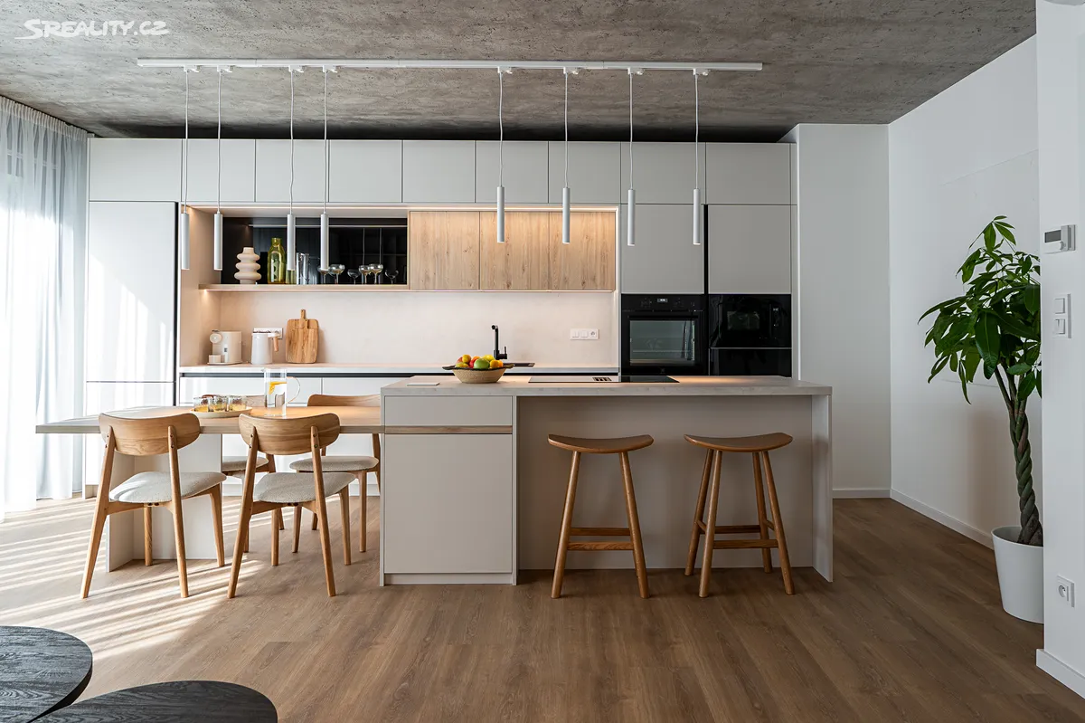 Prodej bytu 2+kk 77 m², Praha