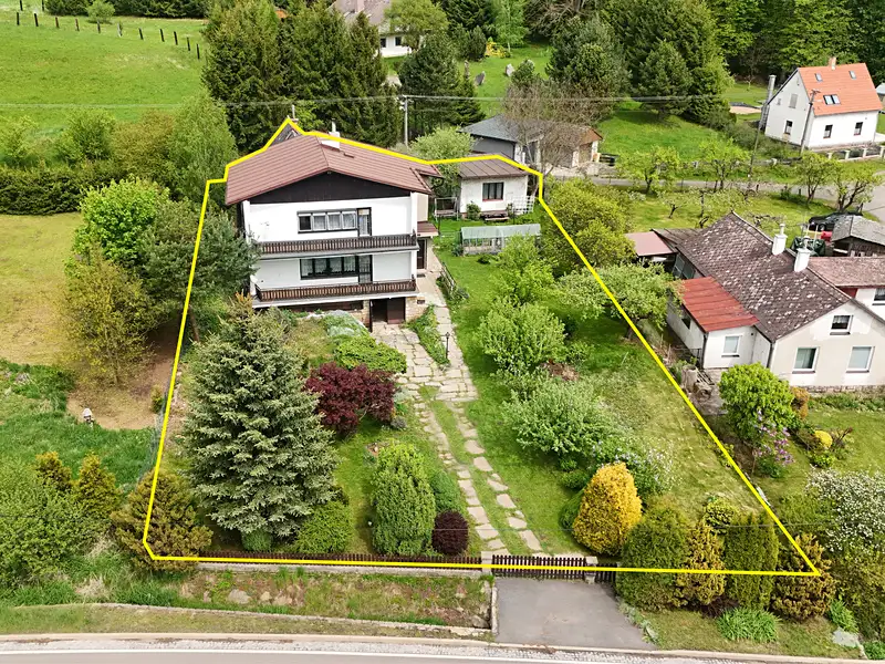 Prodej vícegeneračního domu 260 m², pozemek 1336 m², Hejtmánkovice – náhled fotky 1