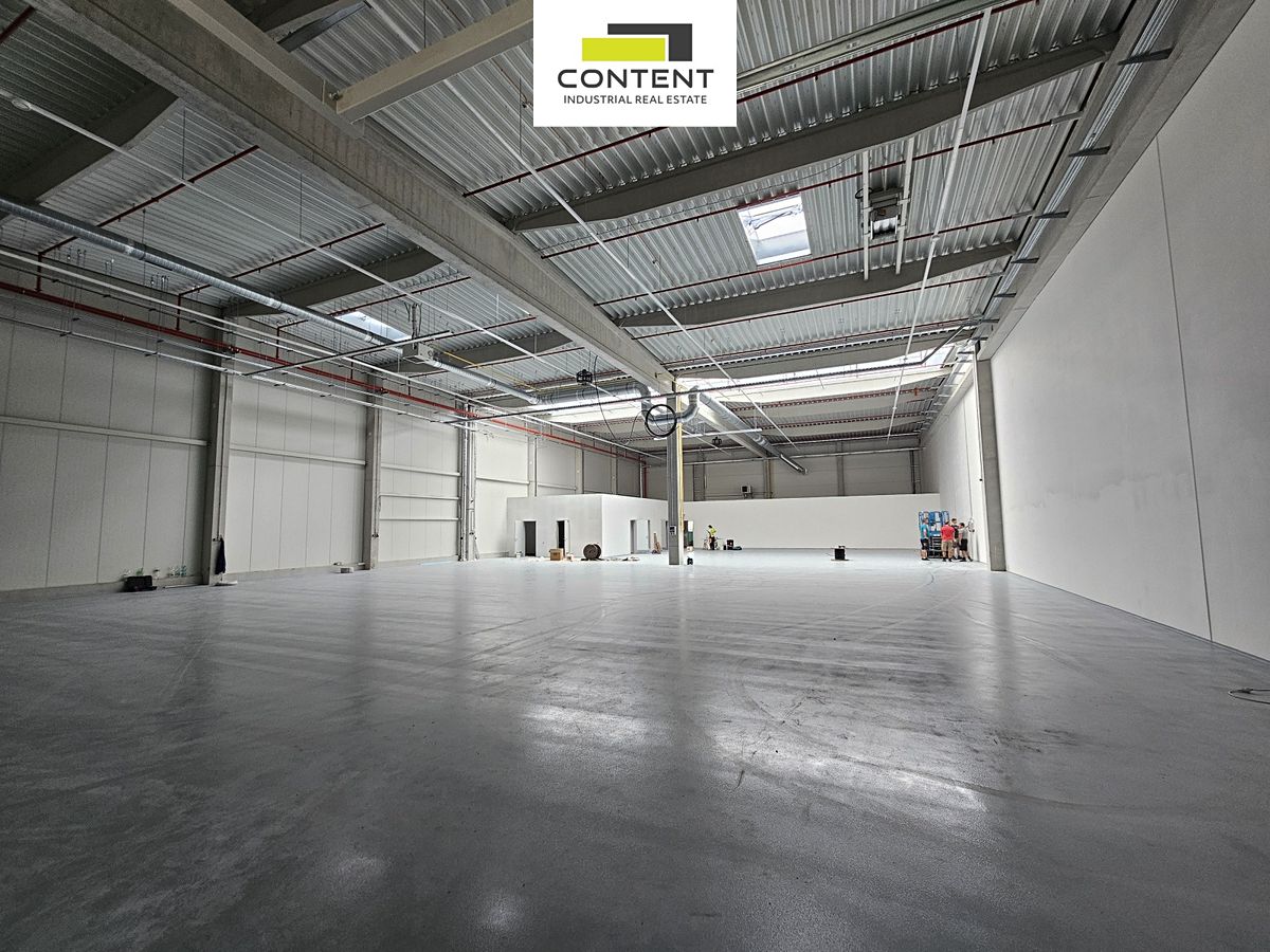 Pronájem výrobní haly, prostoru 4608 m² – fotografie 2