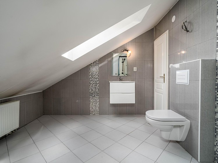 Prodej domu, 244 m² (22 z 32)