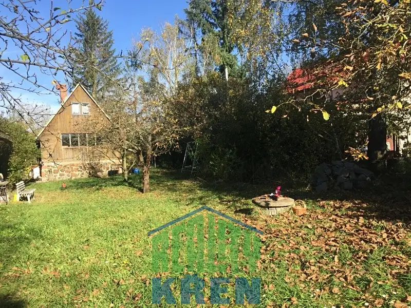 Prodej stavebního pozemku 779 m², Kamenice – náhled fotky 3