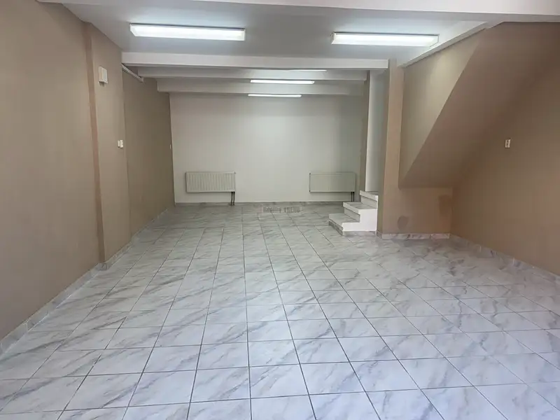 Pronájem komerční nemovitosti 105 m², Přerov – náhled fotky 1