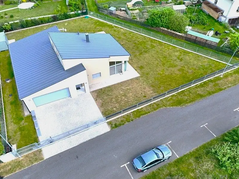 Prodej rodinného domu 192 m², pozemek 1004 m², Babylon – náhled fotky 2