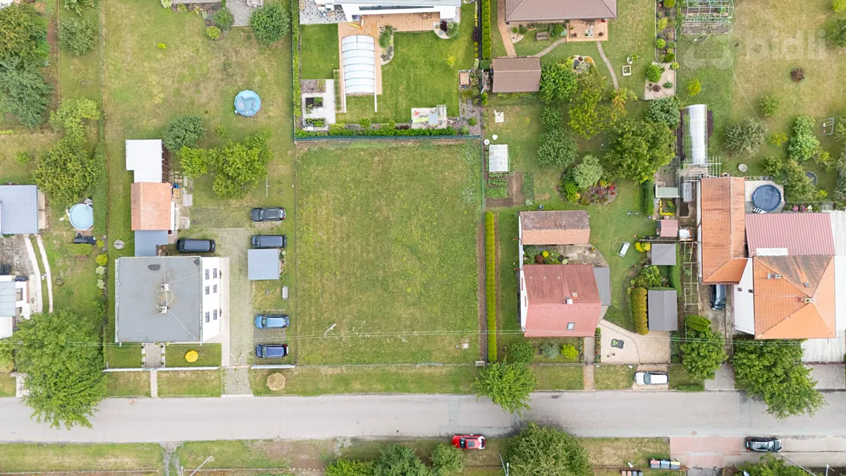 Prodej stavebního pozemku 850 m²