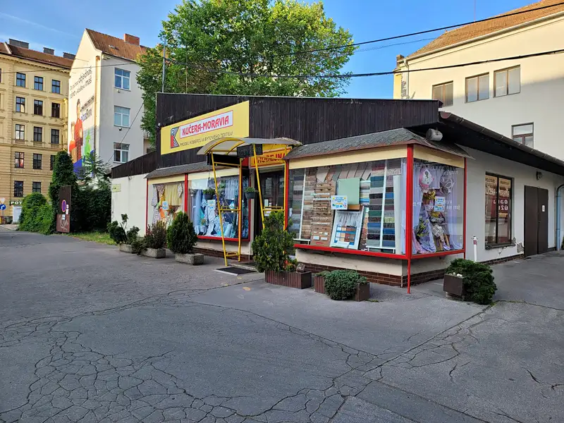 Pronájem obchodního prostoru 170 m², Brno – náhled fotky 1