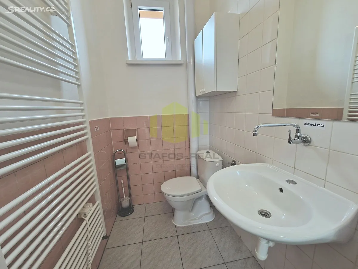 Pronájem kanceláře 75 m² – pohled 5