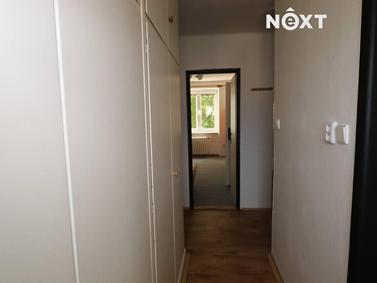 Pronájem bytu 2+1, 57 m² (6 z 12)