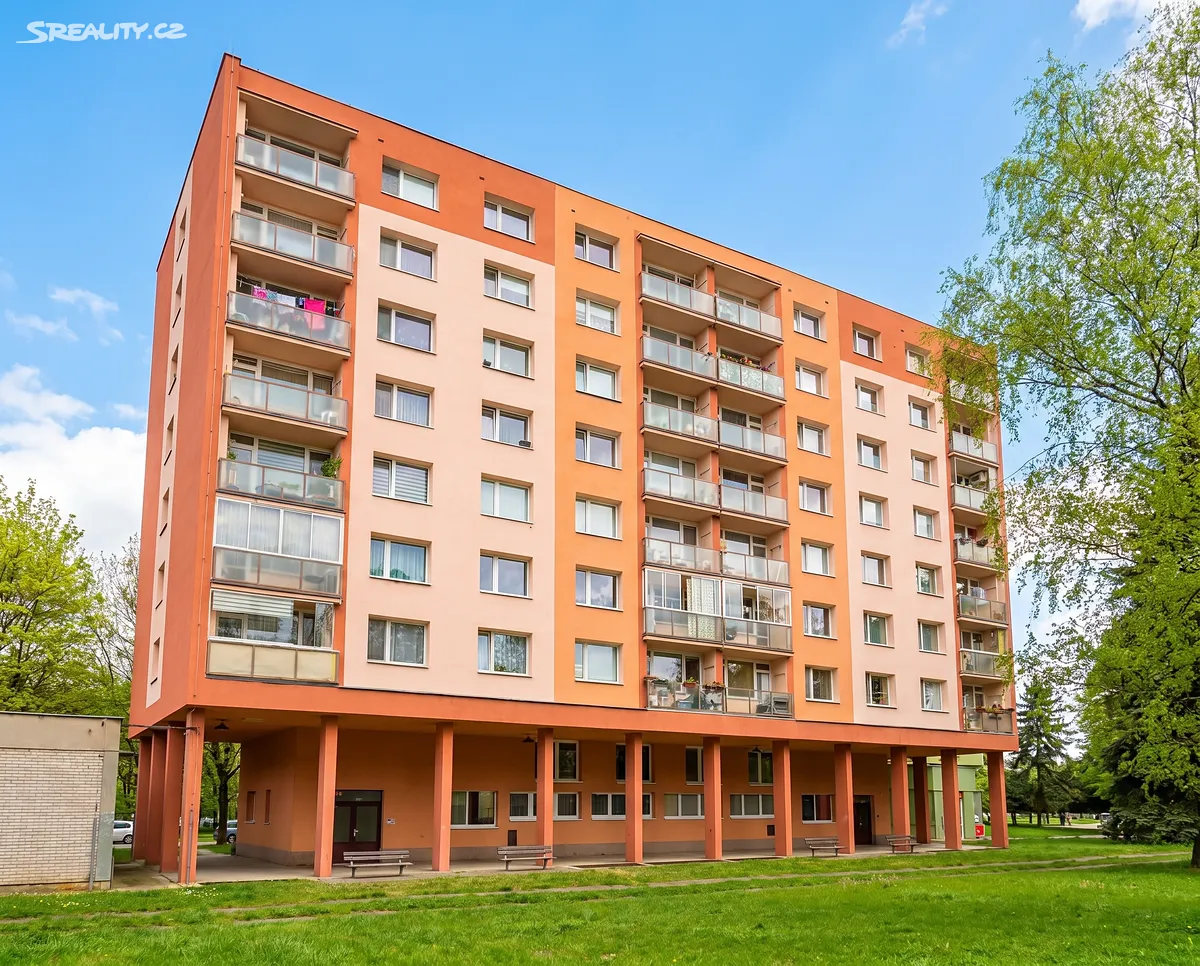 Pronájem bytu 1+1 37 m², Lovosice
