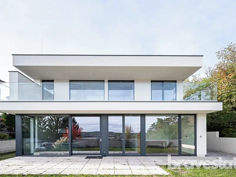 Prodej vily 190 m², pozemek 281 m², Praha – náhled fotky 1
