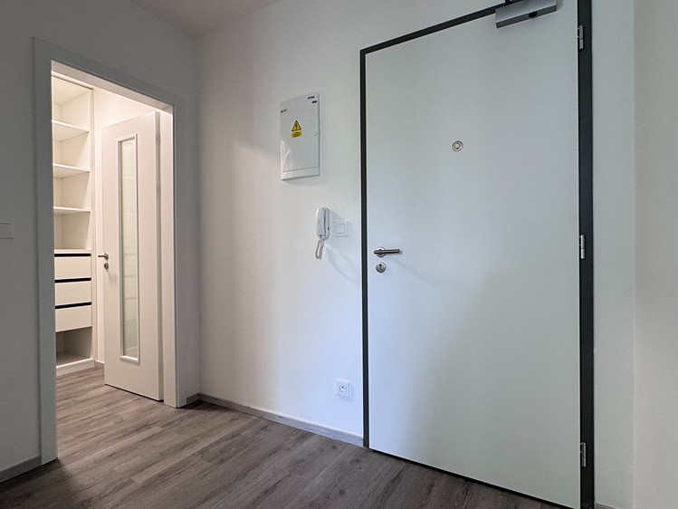 Квартира 2+kk на продаж, 56 м² (14 з 22)