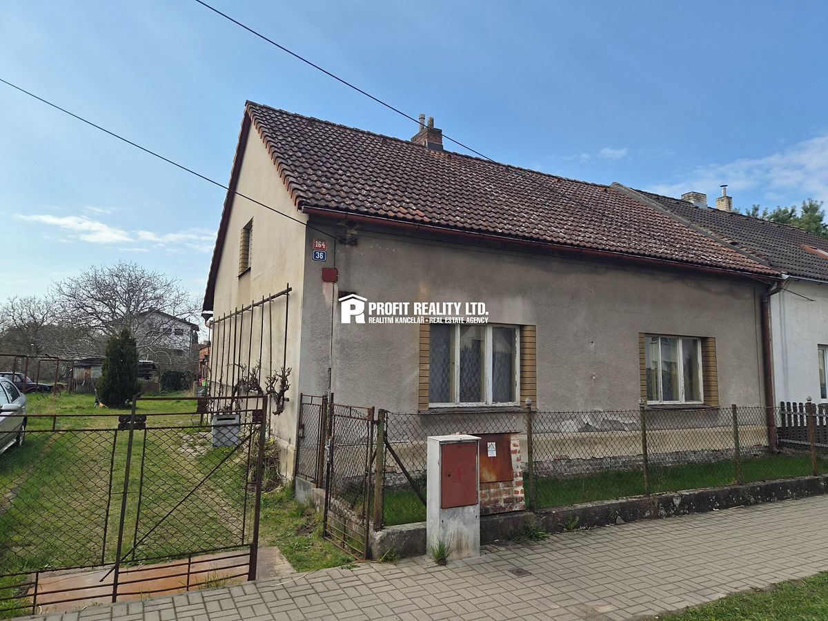 Prodej rodinného domu 131 m², pozemek 621 m² – fotografie 3