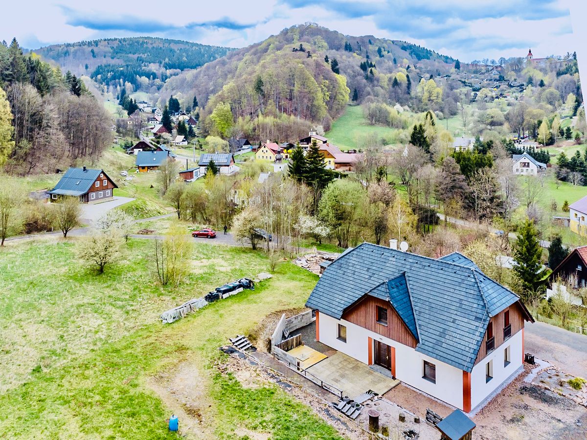 Prodej rodinného domu 263 m², pozemek 1484 m² – fotografie 5