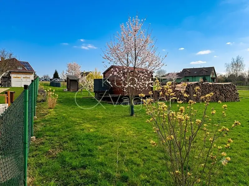 Prodej stavebního pozemku 1051 m², Chrudim – náhled fotky 2