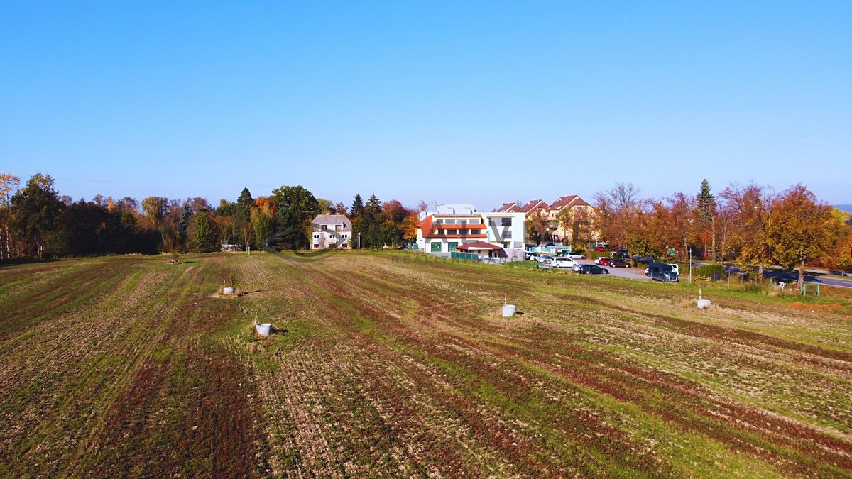 Prodej stavebního pozemku 18763 m² – fotografie 5