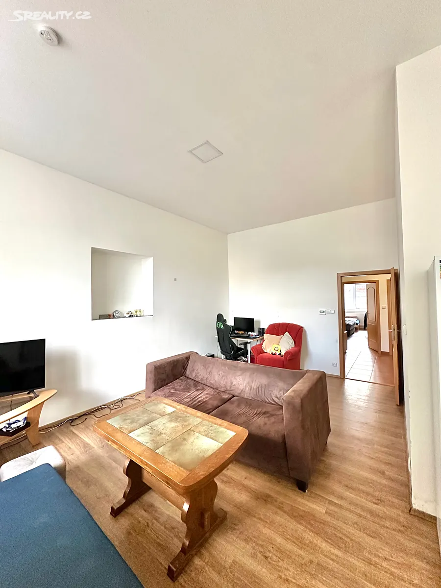 Pronájem bytu 3+kk 80 m² – pohled 6