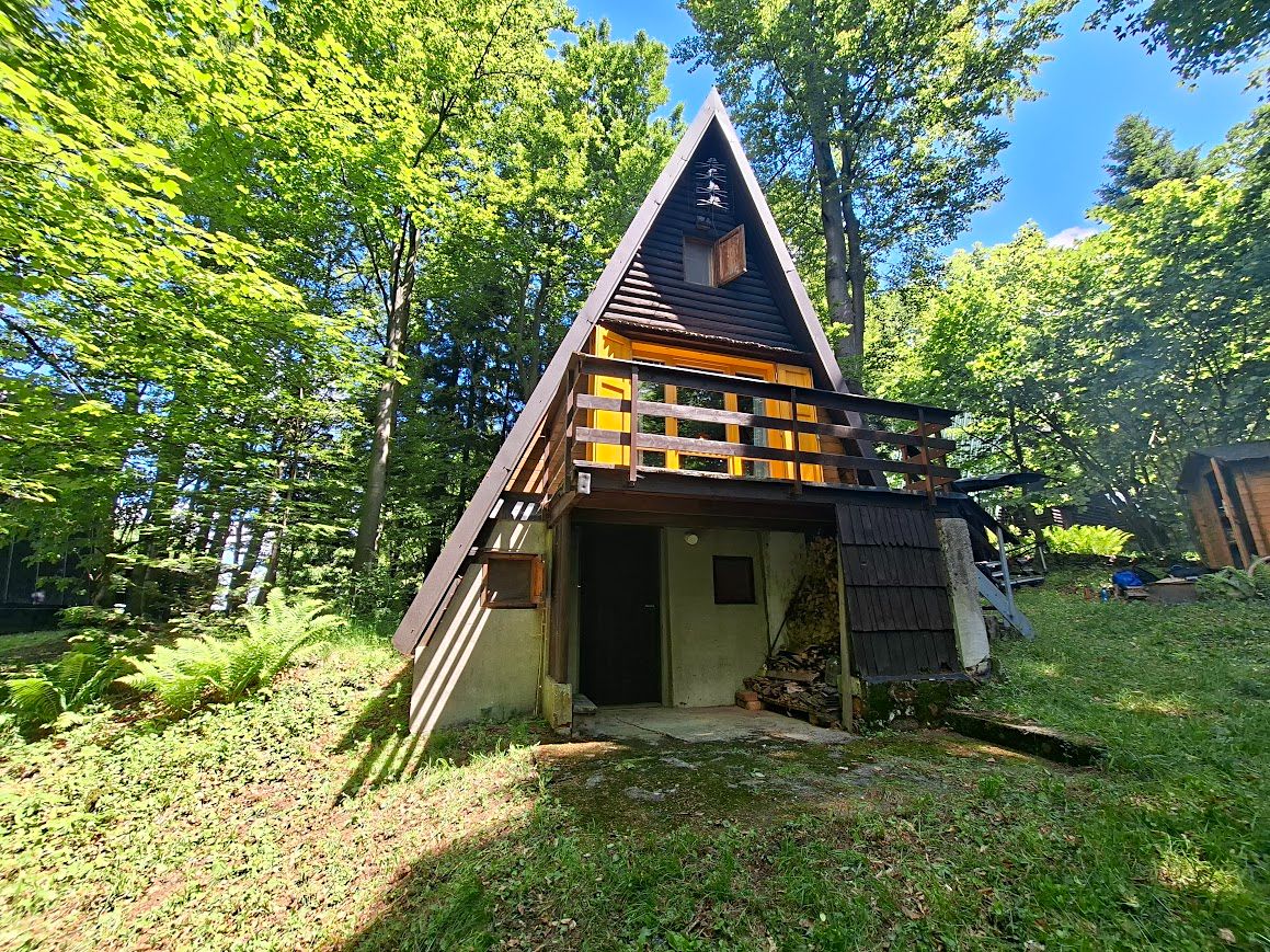 Prodej chaty 40 m², pozemek 589 m² – fotografie 2