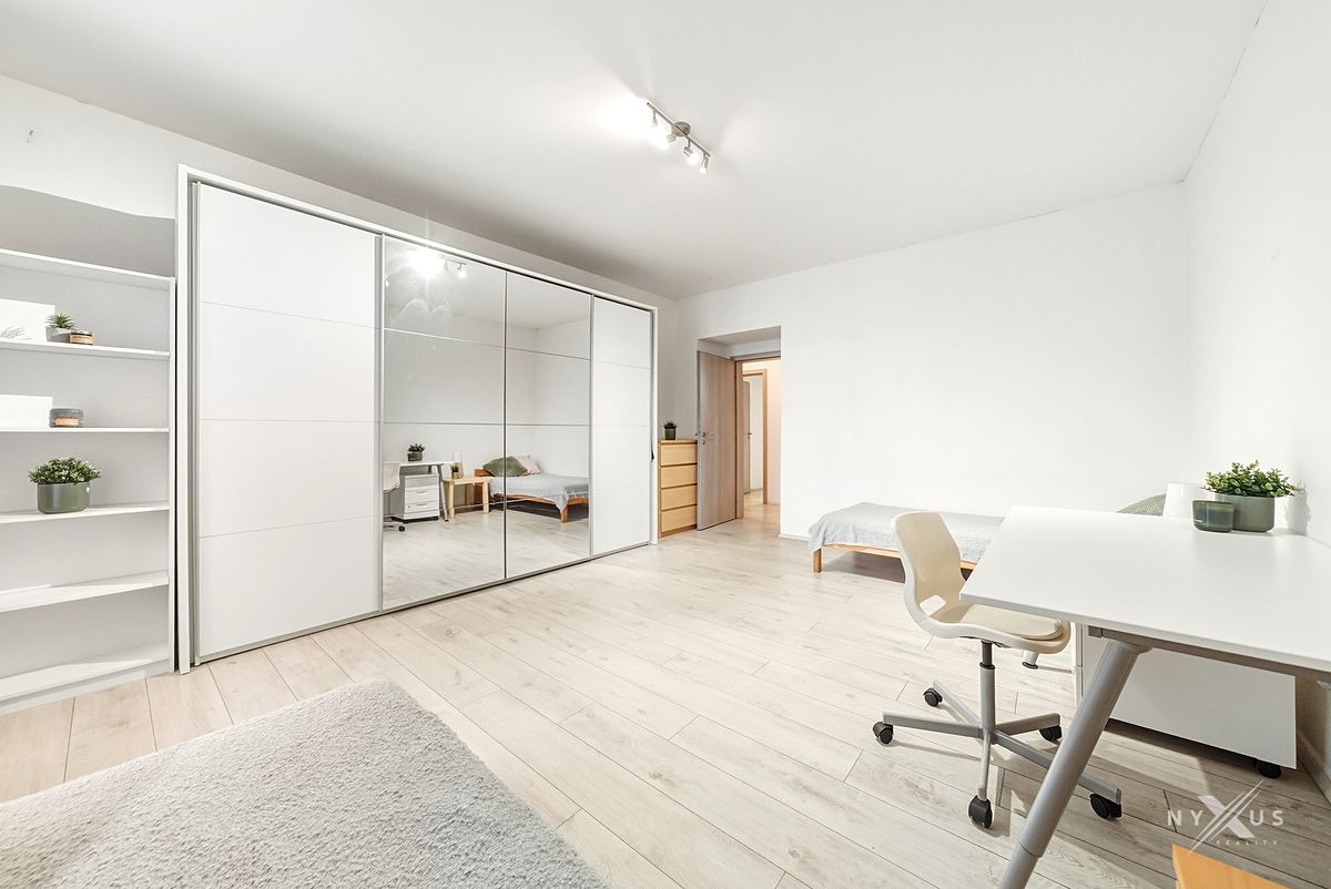 Prodej bytu 4+1 100 m² (Jednopodlažní)