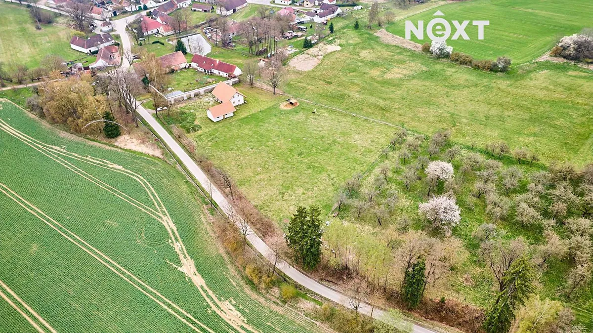 Prodej stavebního pozemku 6532 m²