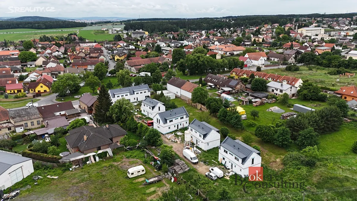 Prodej rodinného domu 142 m², pozemek 348 m² – další