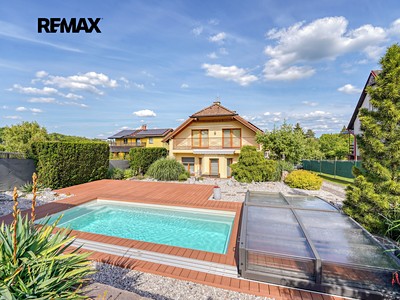 Prodej  rodinného domu 200 m², pozemek 1 161 m²