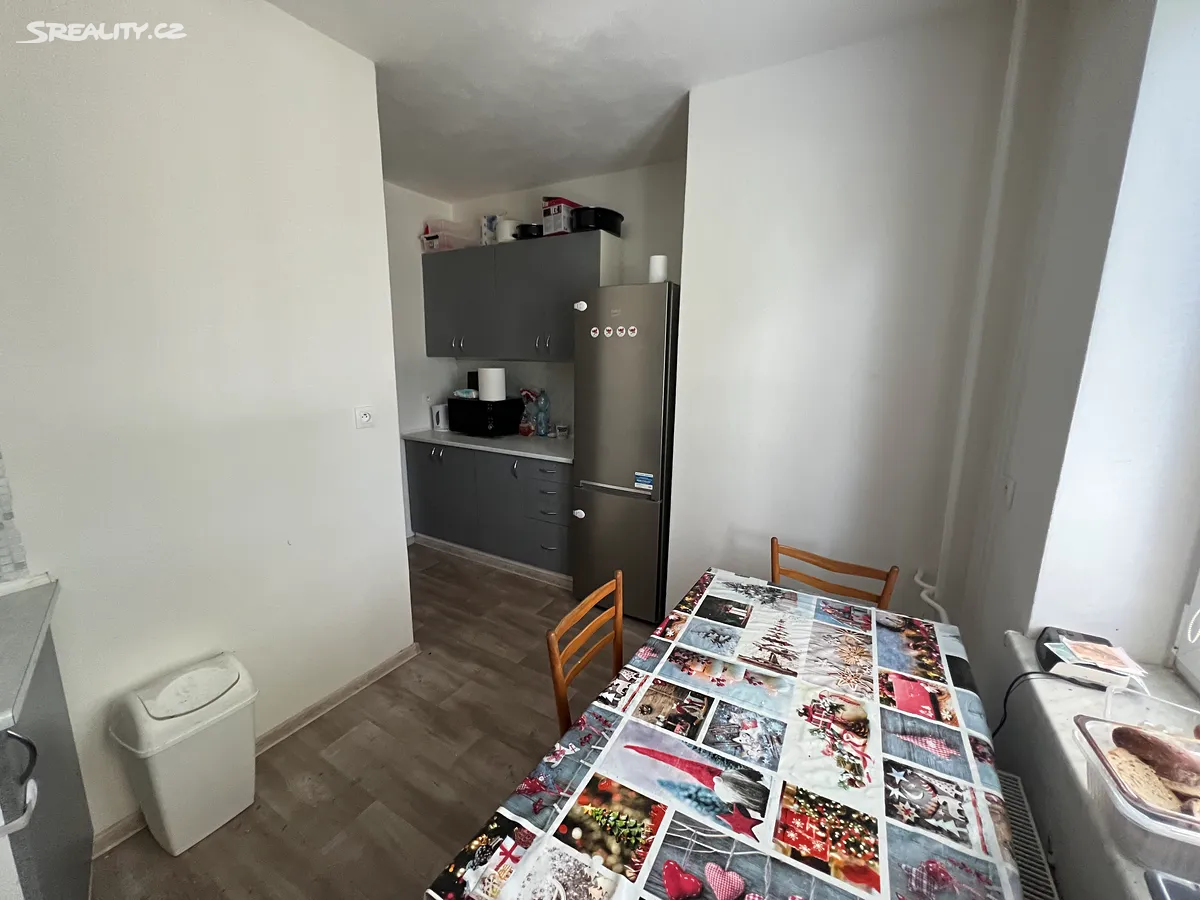 Pronájem bytu 3+1 85 m² – pohled 4