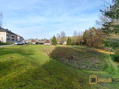 Prodej  stavebního pozemku 1 989 m²