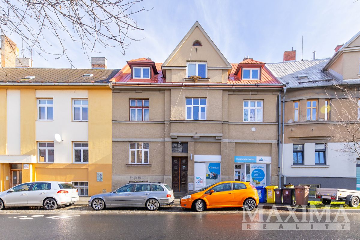 Prodej rodinného domu 460 m², pozemek 239 m²