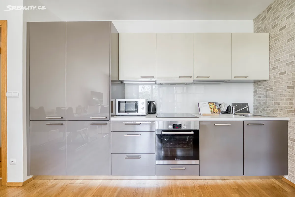 Prodej bytu 2+kk 67 m² – pohled 5