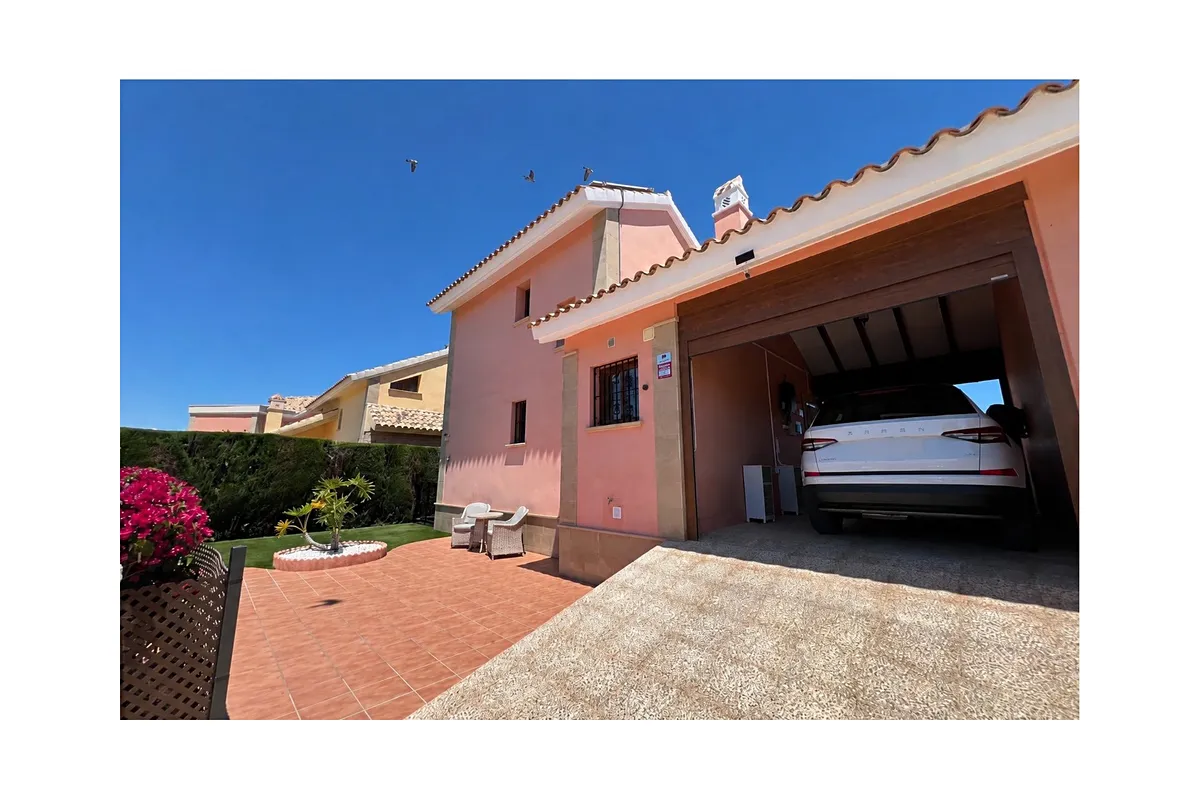 Prodej vily 110 m², pozemek 350 m² - Vista 5