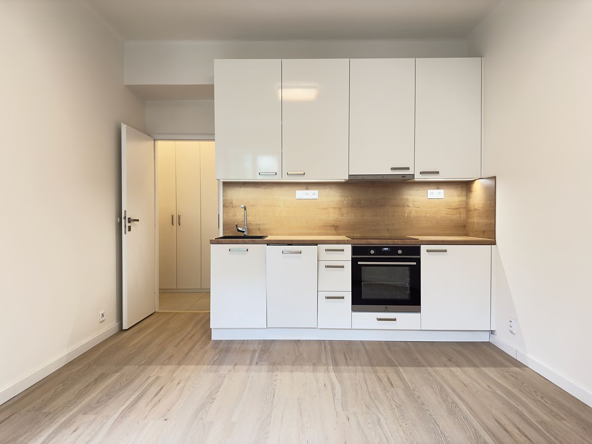 Pronájem bytu 1+kk 23 m²