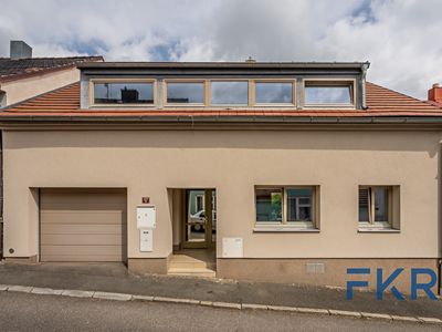 Prodej rodinného domu 190 m², pozemek 261 m²
