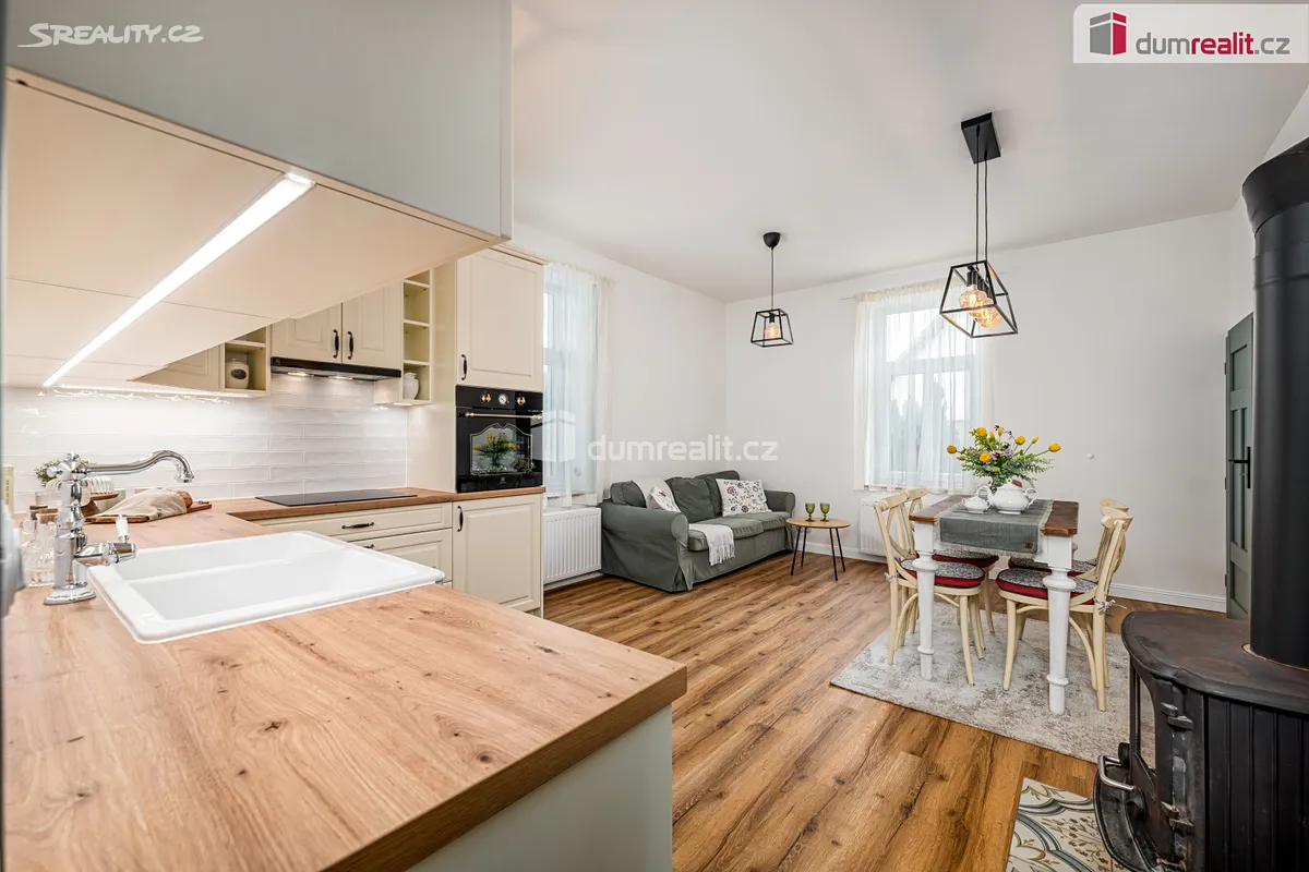 Prodej rodinného domu 140 m², pozemek 287 m², Sedlčany