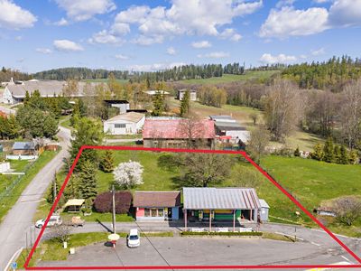 Prodej stavebního pozemku 3285 m²