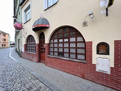 Pronájem obchodního prostoru 107 m²