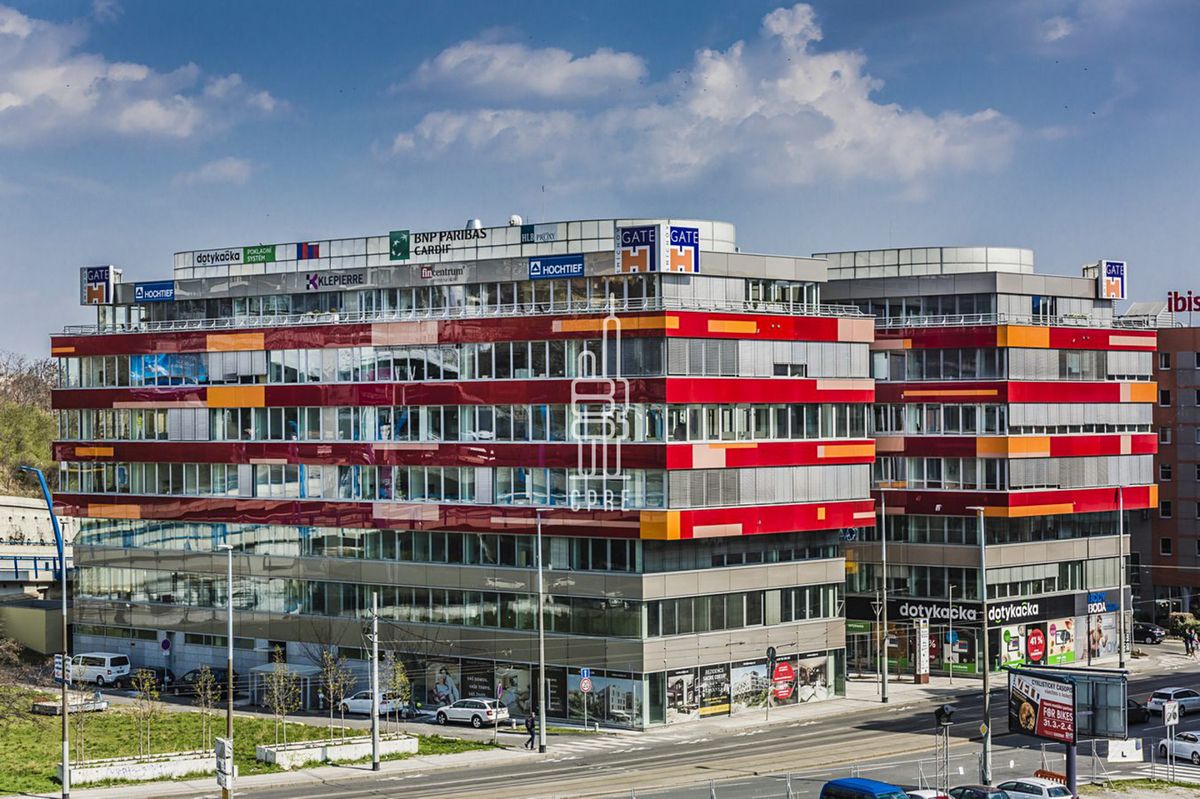 Pronájem kanceláře 193 m²