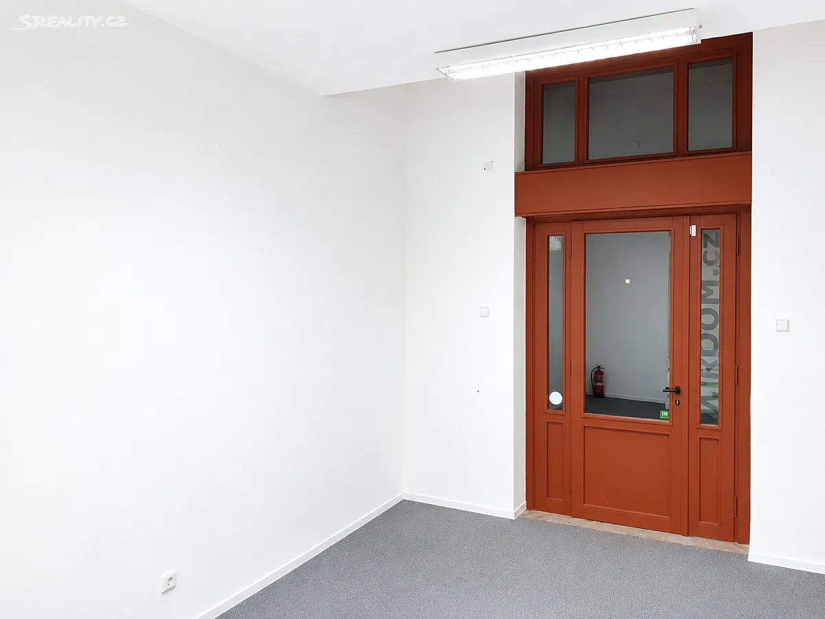 Pronájem obchodního prostoru 20 m², Praha