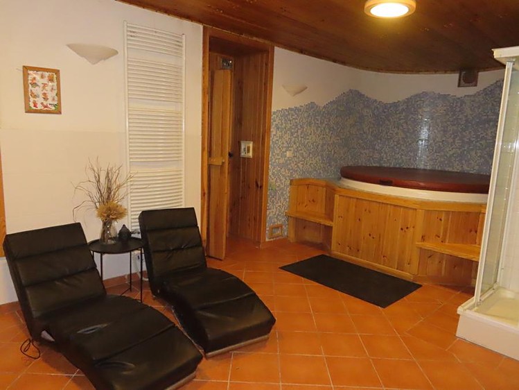 Комерційне приміщення в оренду, 50 м² (1 з 9)