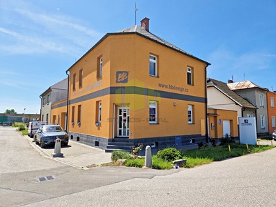 Pronájem kanceláře 120 m²