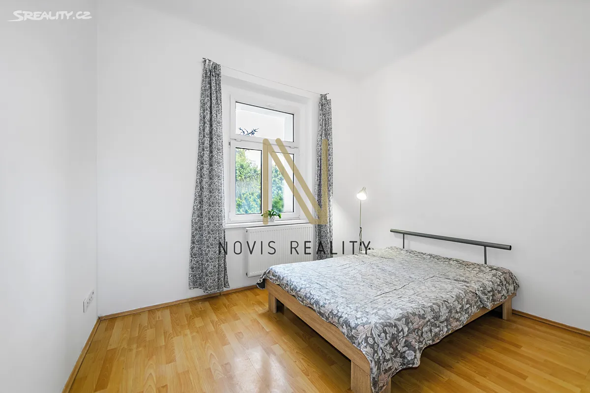 Pronájem bytu 1+1 30 m², Klatovská třída